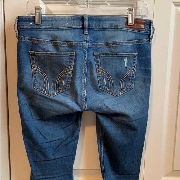 Hollister Ripped Skinny Jeans - Picture 4 of 8